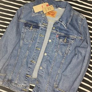 3x Levi’s Denim Jacket